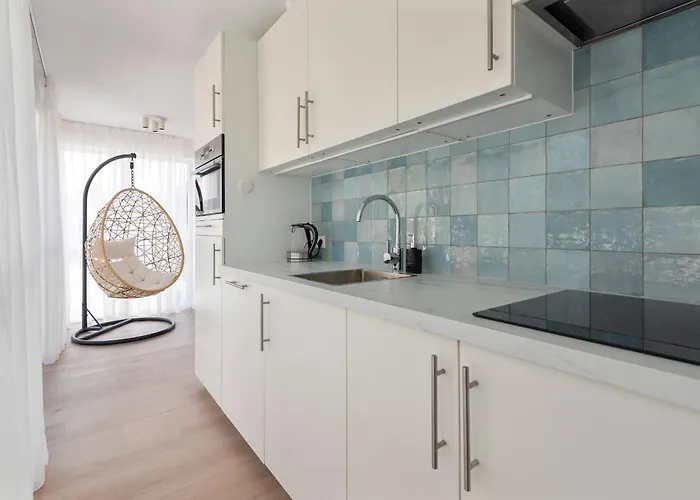 아파트 Bed & 023 *