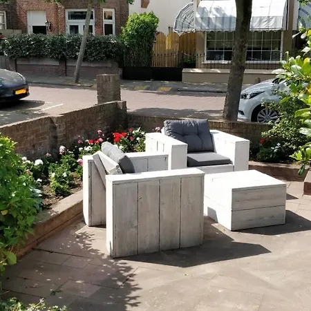 Bed & 023 * 잔드보르트