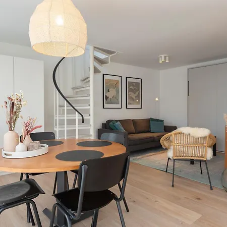 Bed & 023 Апартаменты