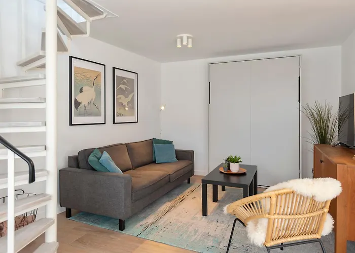 Bed & 023 Apartment *